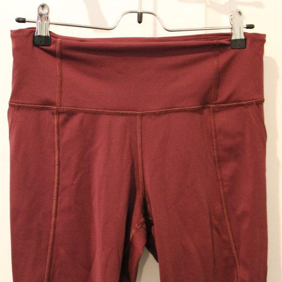 Athleta Lightning Capri in Burgundy (Size M) - Picture 6 of 13